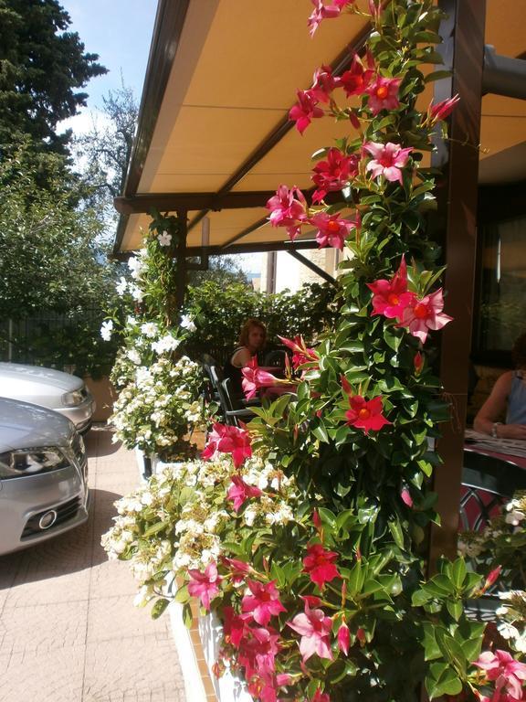 Al Pescatore Hotel *